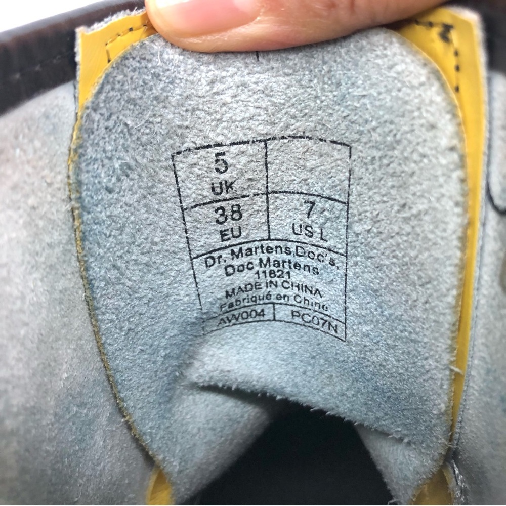 Dr Martens 1460 Pascal Patent Yellow Ankle Boots Women’s 7 Shoes - Picture 13 of 13